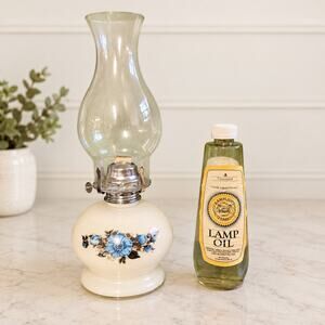 Lamplight Farms Oil Lamp&Hurricane Chimney WHITE Glass Victoria Rose Blue Floral